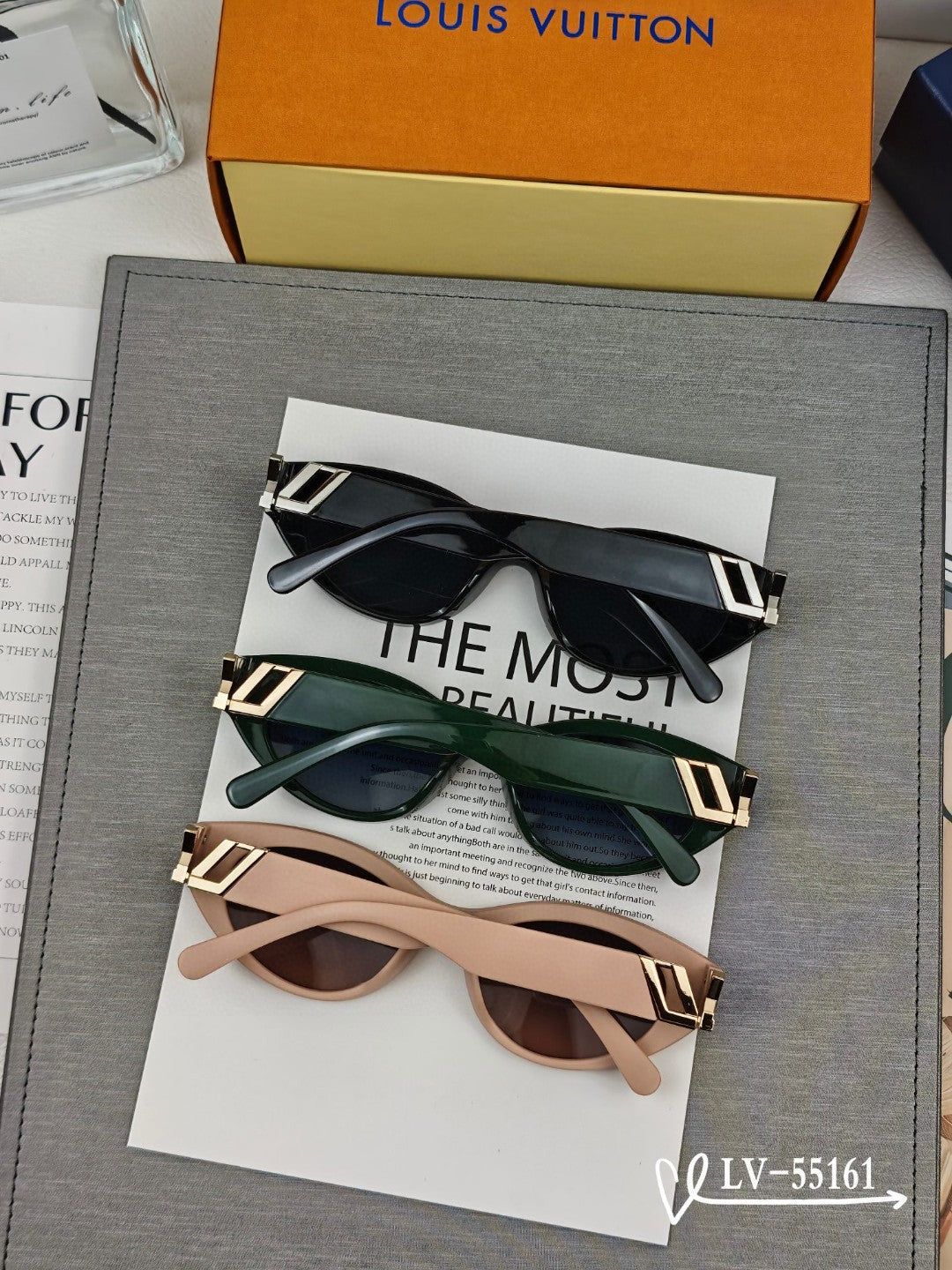 LV Black Oval Gold Stripe Sunglasses - Image 7