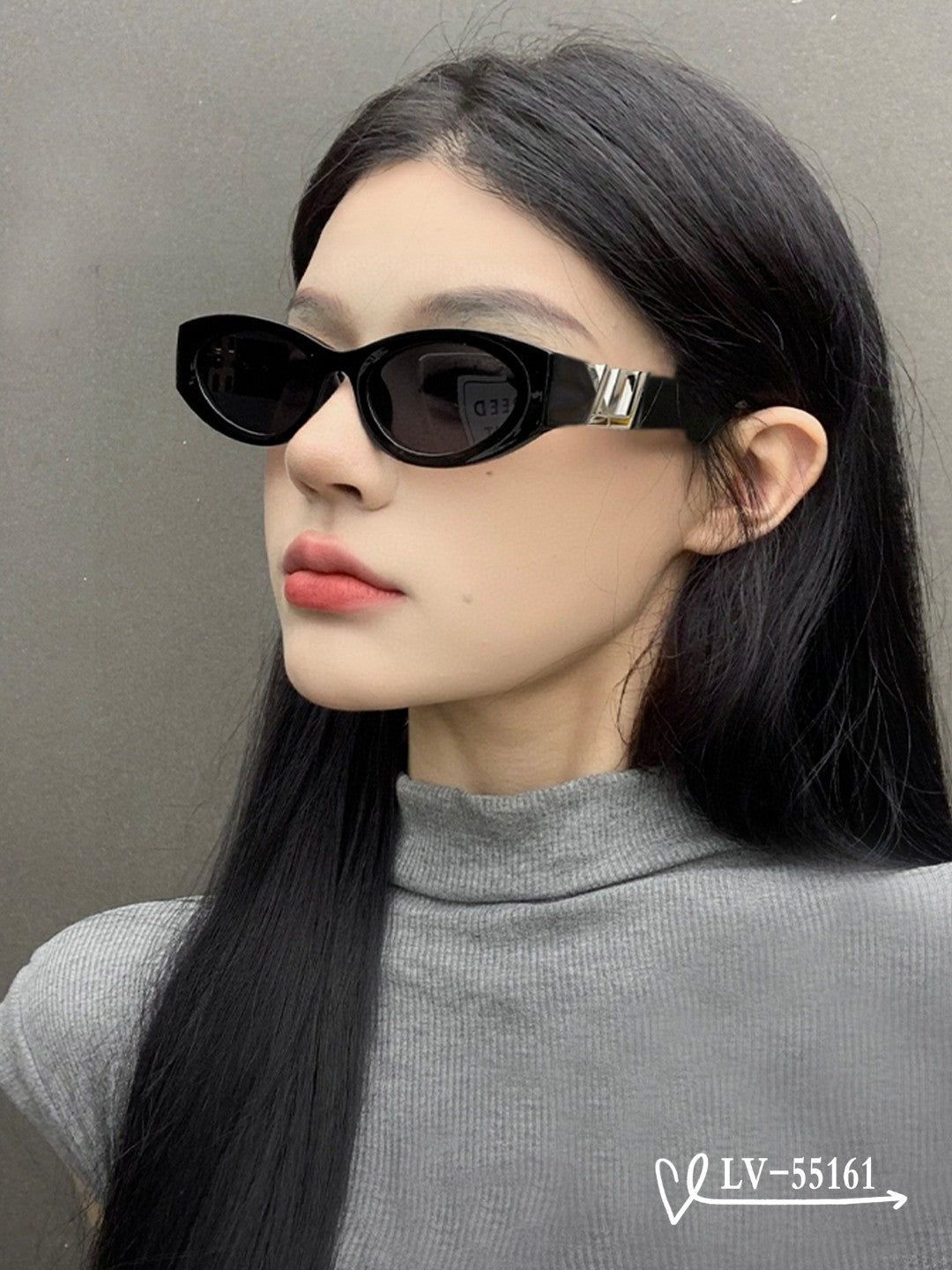 LV Black Oval Gold Stripe Sunglasses - Image 9