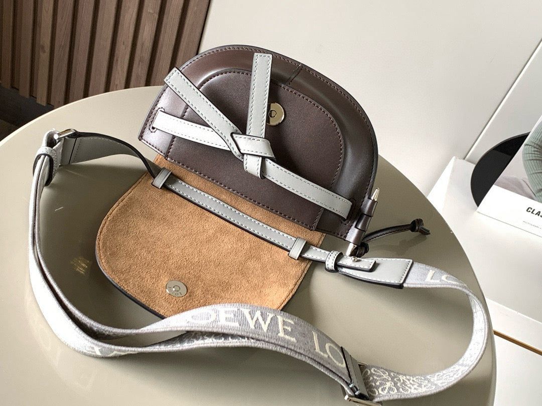 Loewe Mini Gate Dual Bag Light Grey Calfskin - Image 3