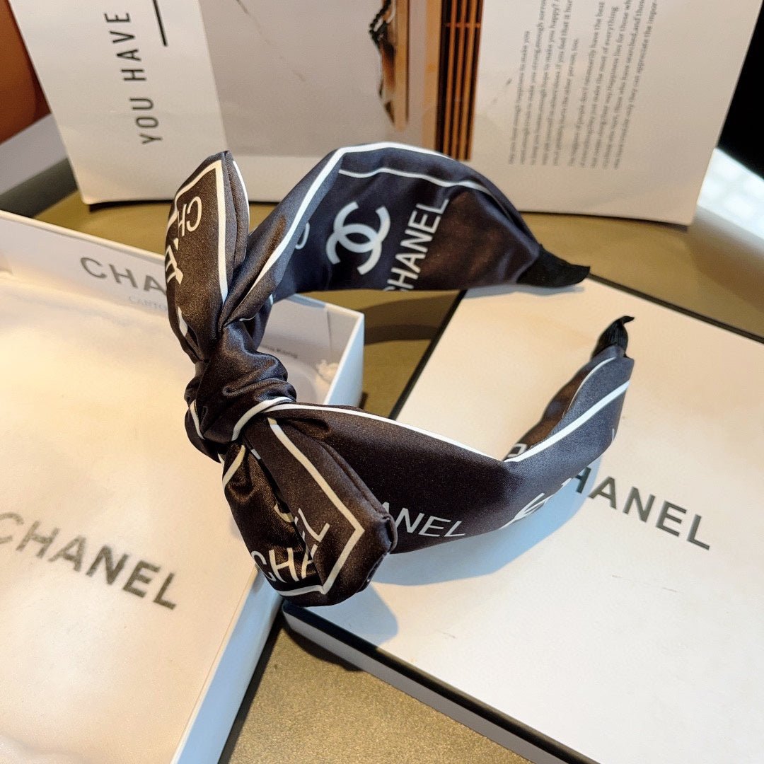 Alternative view of CHANEL BLACK MIX WHITE SILK HAIRBAND 358257