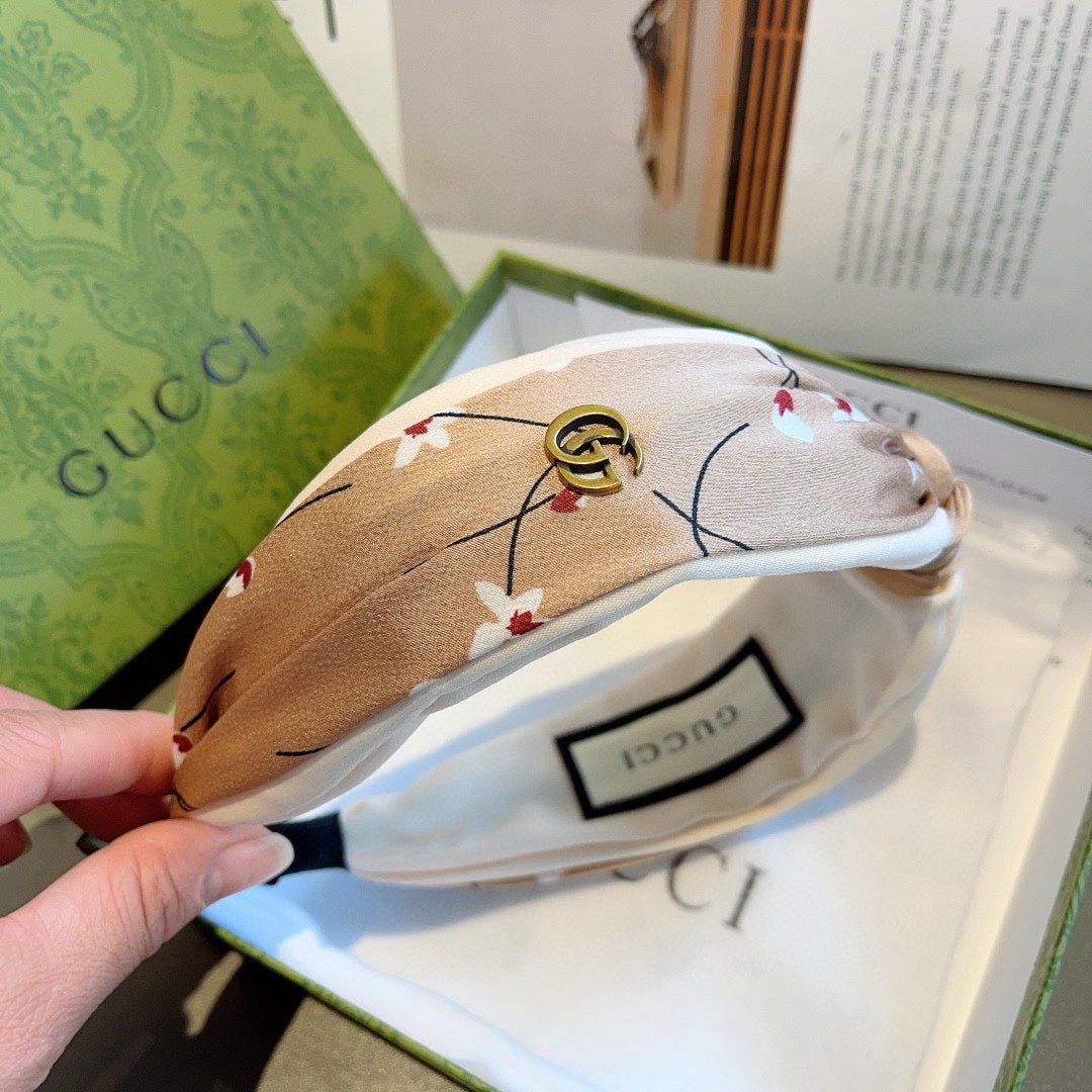 GUCCI Beige Silk Twist Floral Headband - Image 5