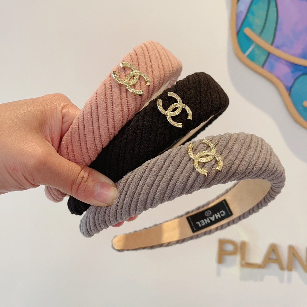 Chanel Grey Corduroy Ribbed Gold CC Headband - Image 9