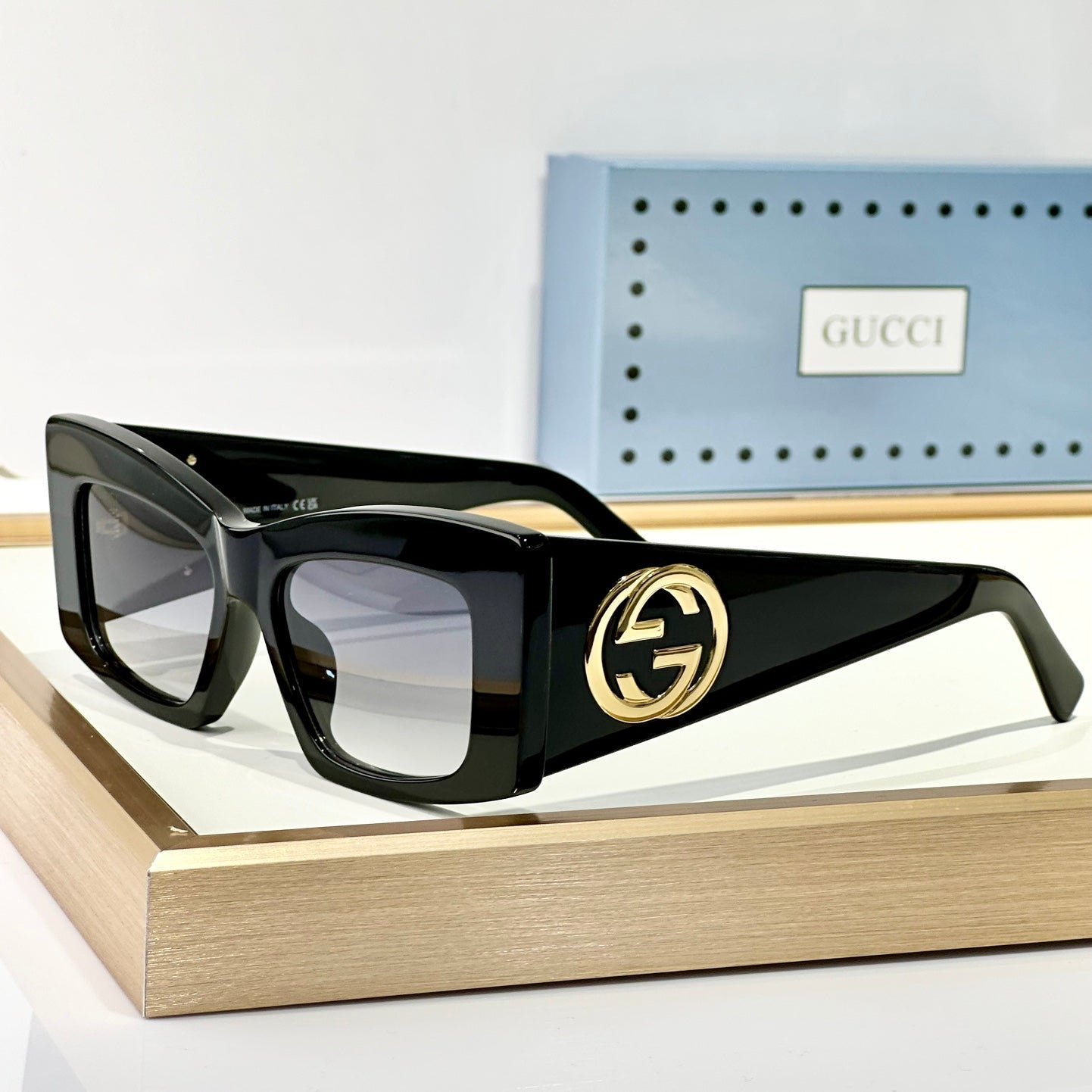 Gucci GG Print Lens Aviator Sunglasses - Image 3