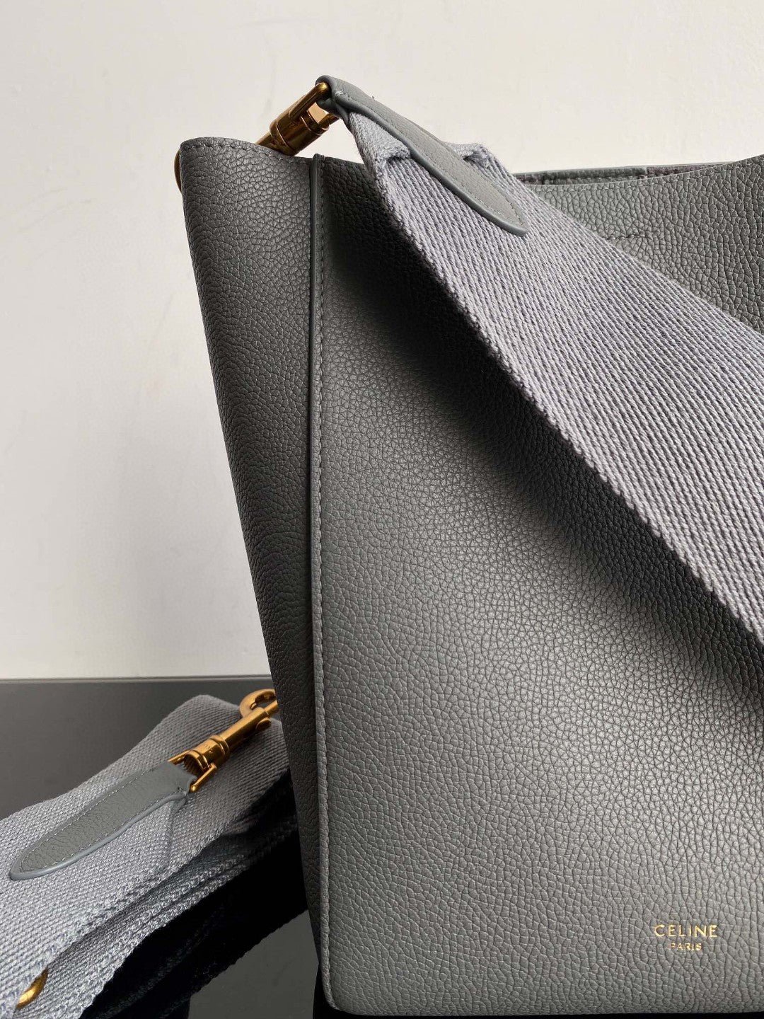 Celine Sangle Seau Bucket 24 Calfskin Bag - Image 3