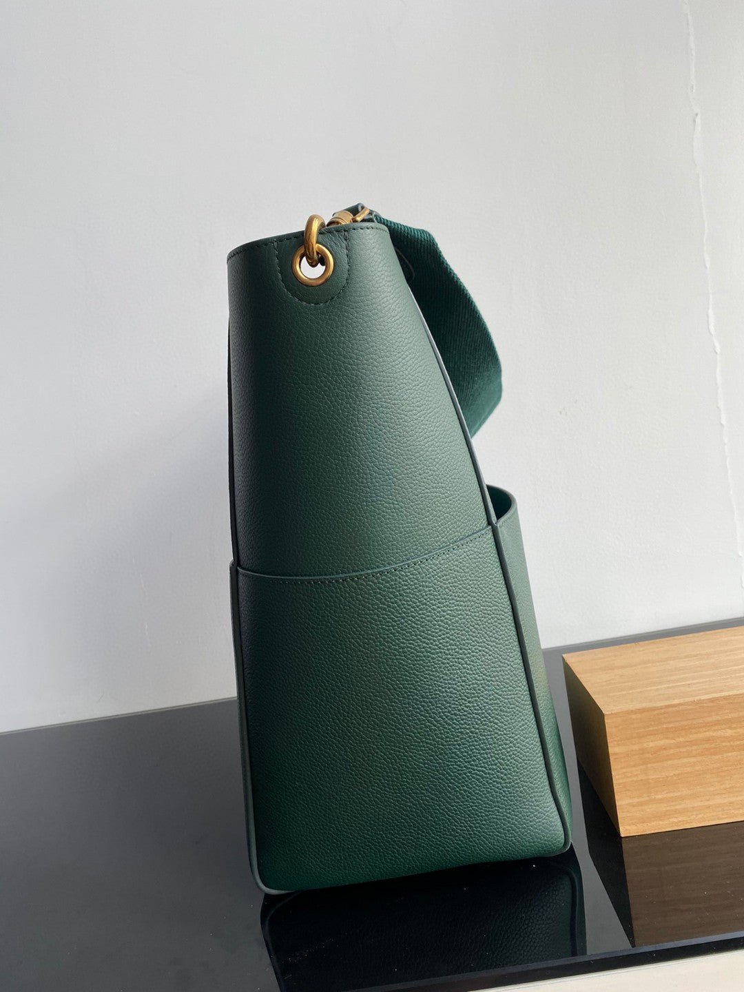 Celine Sangle Seau Bucket 33 Calfskin Bag - Image 3