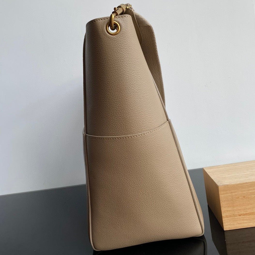 Celine Sangle Seau Bucket 33 Calfskin Bag - Image 4