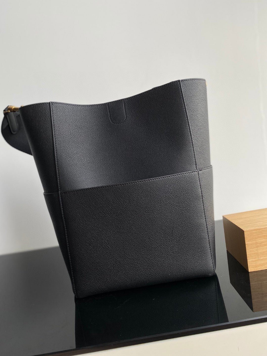 Celine Sangle Seau Bucket 33 Calfskin Bag - Image 2