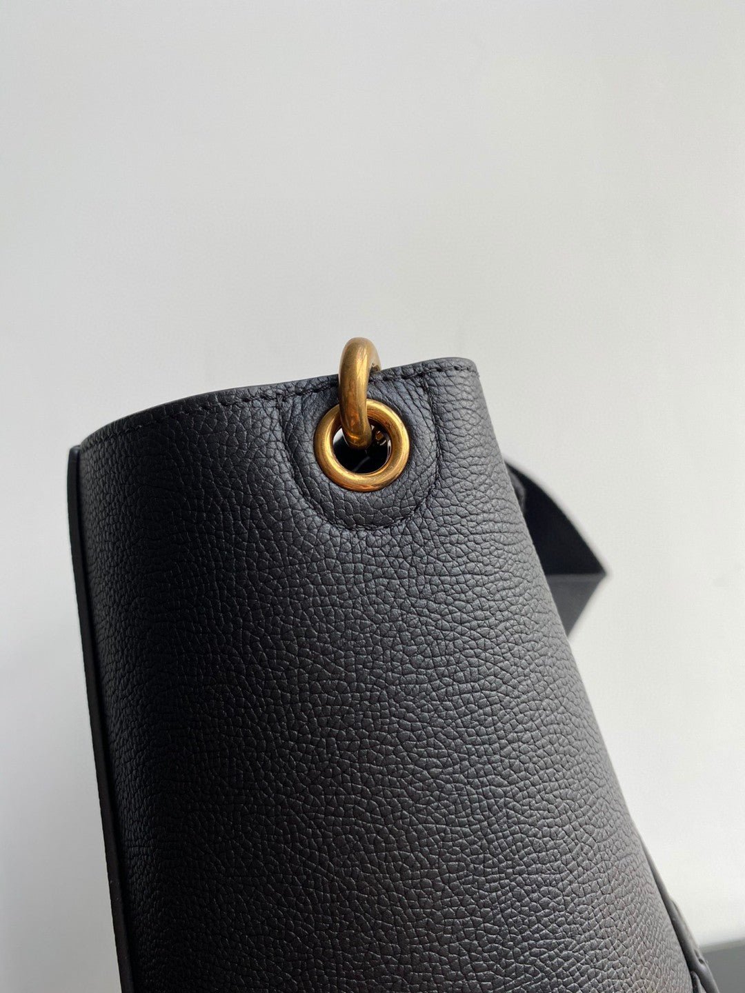 Celine Sangle Seau Bucket 33 Calfskin Bag - Image 6