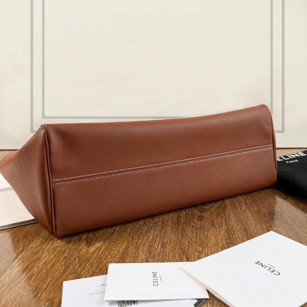 Celine Triomphe 44 Tote Calfskin - Image 3