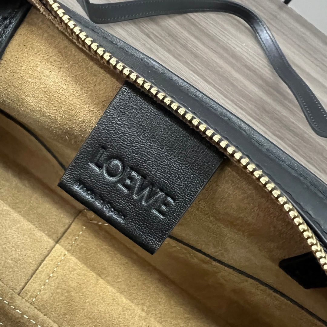 PUZZLE FOLD CROPPED 39 BAG IN BLACK SOLF GRAINED CALFSKIN - Image 9