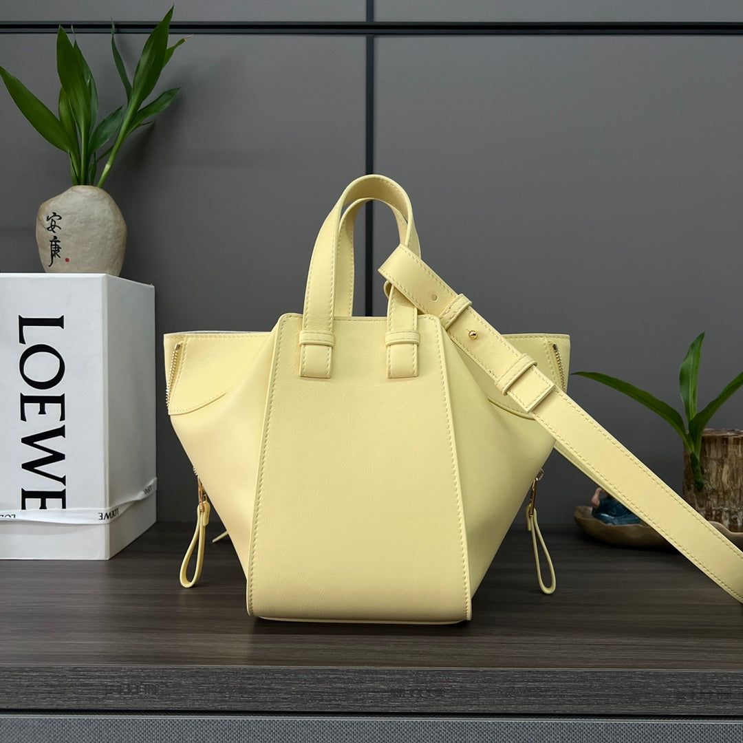 Alternative view of LOE MINI 20 HAMMOCK BAG IN LIGHT YELLOW CALFSKIN