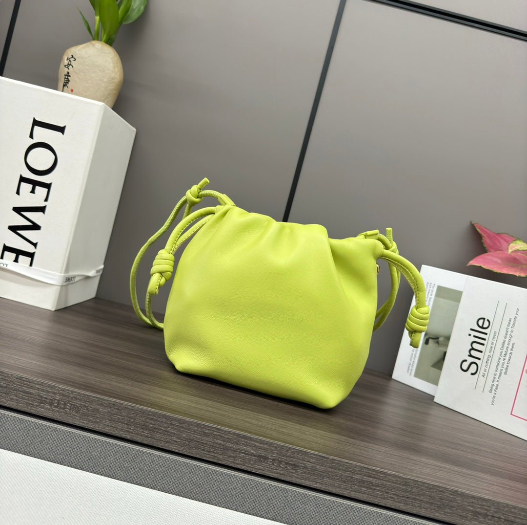 Alternative view of Loewe Flamenco Purse 23 Lime Lambskin Ghw