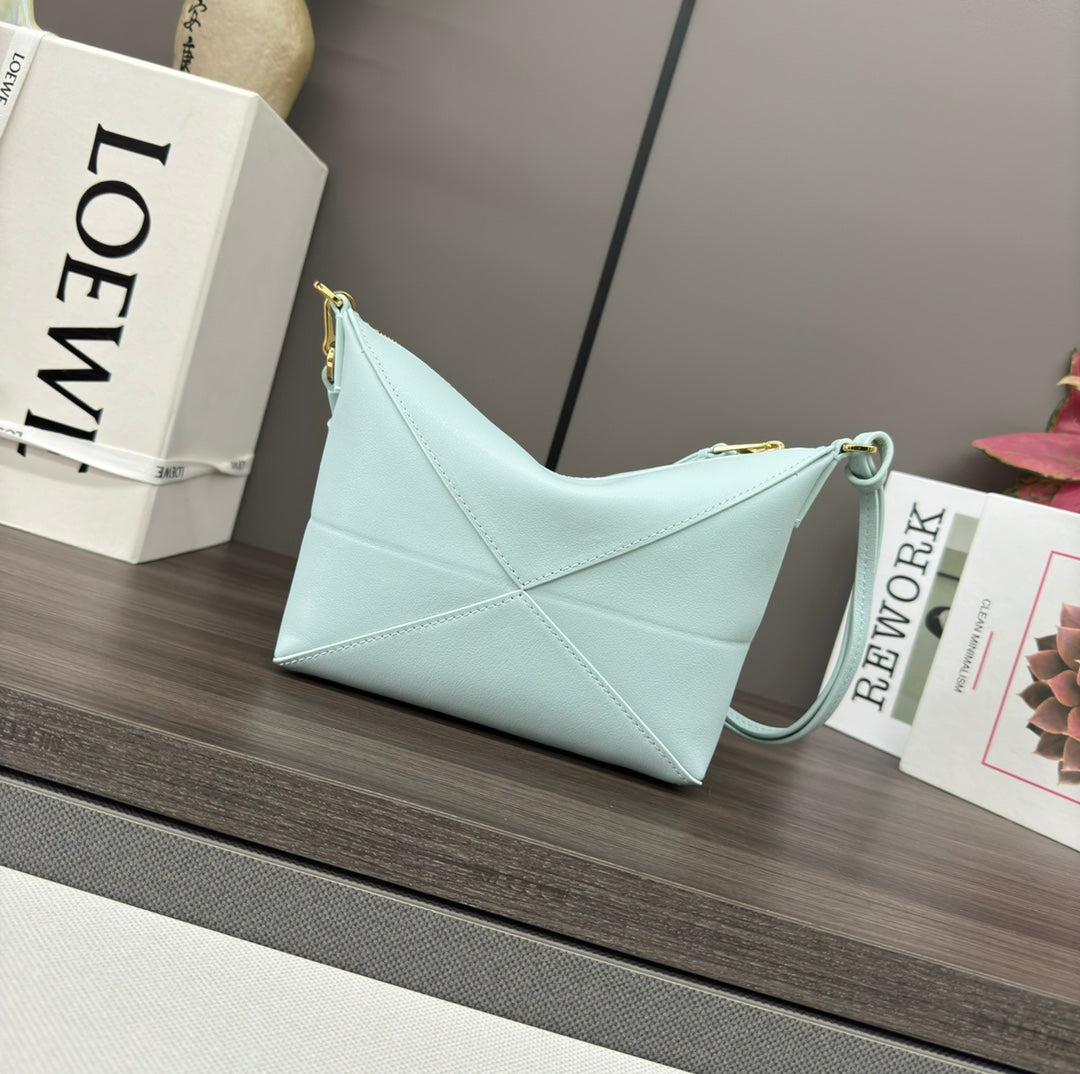 Alternative view of LOE MINI 23 FUZZLE FOLD POUCH IN LIGHT BLUE CALFSKIN
