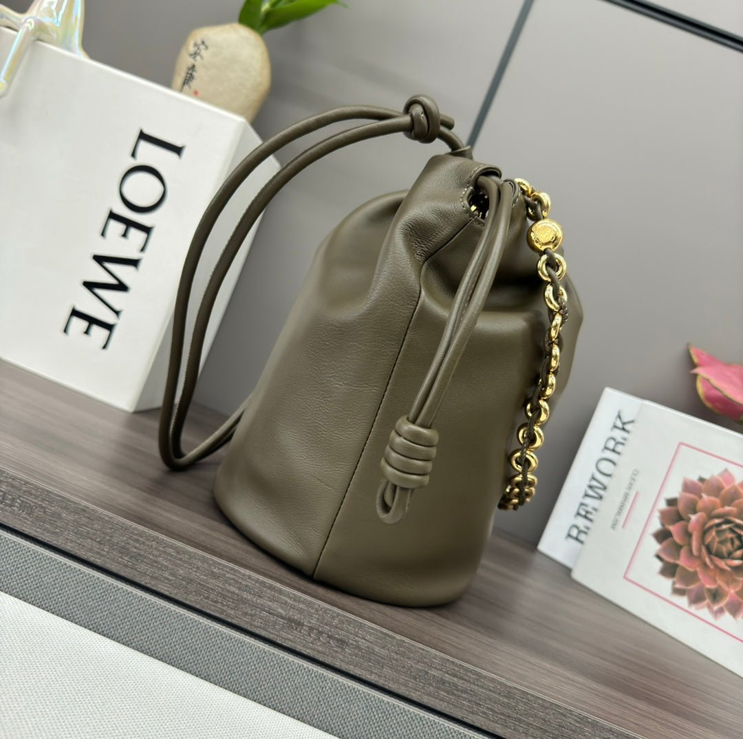 Alternative view of LOE 32 FLAMENCO PURSE BUCKET IN ARMY GREEN LAMBSKIN