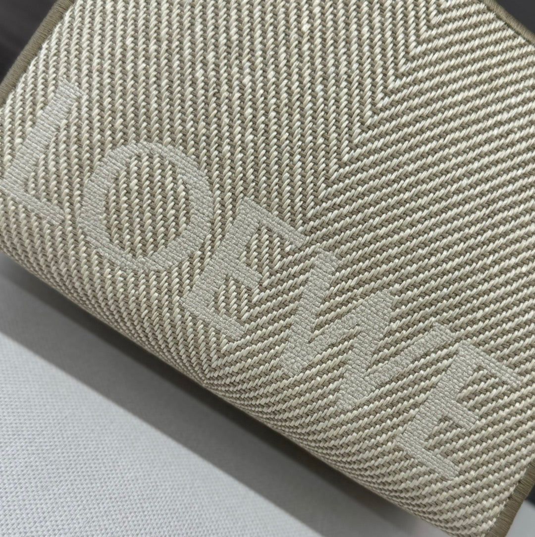 SMALL 24 LOEWE FONT TOTE IN ECRU JACQUARD CANVAS - Image 5