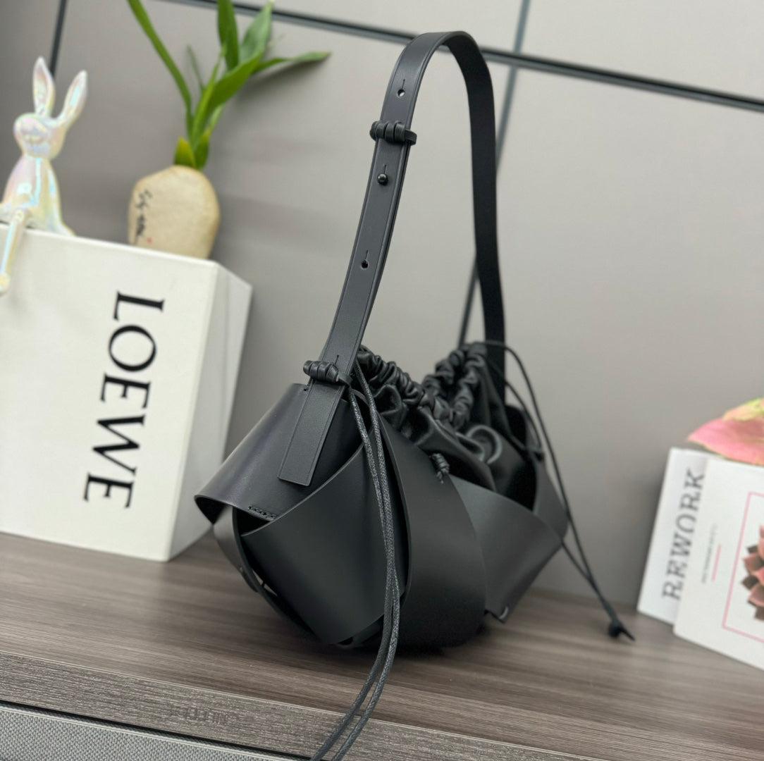Alternative view of LOE INTERLACED HOBO 38 BAG IN BLACK CALFSKIN