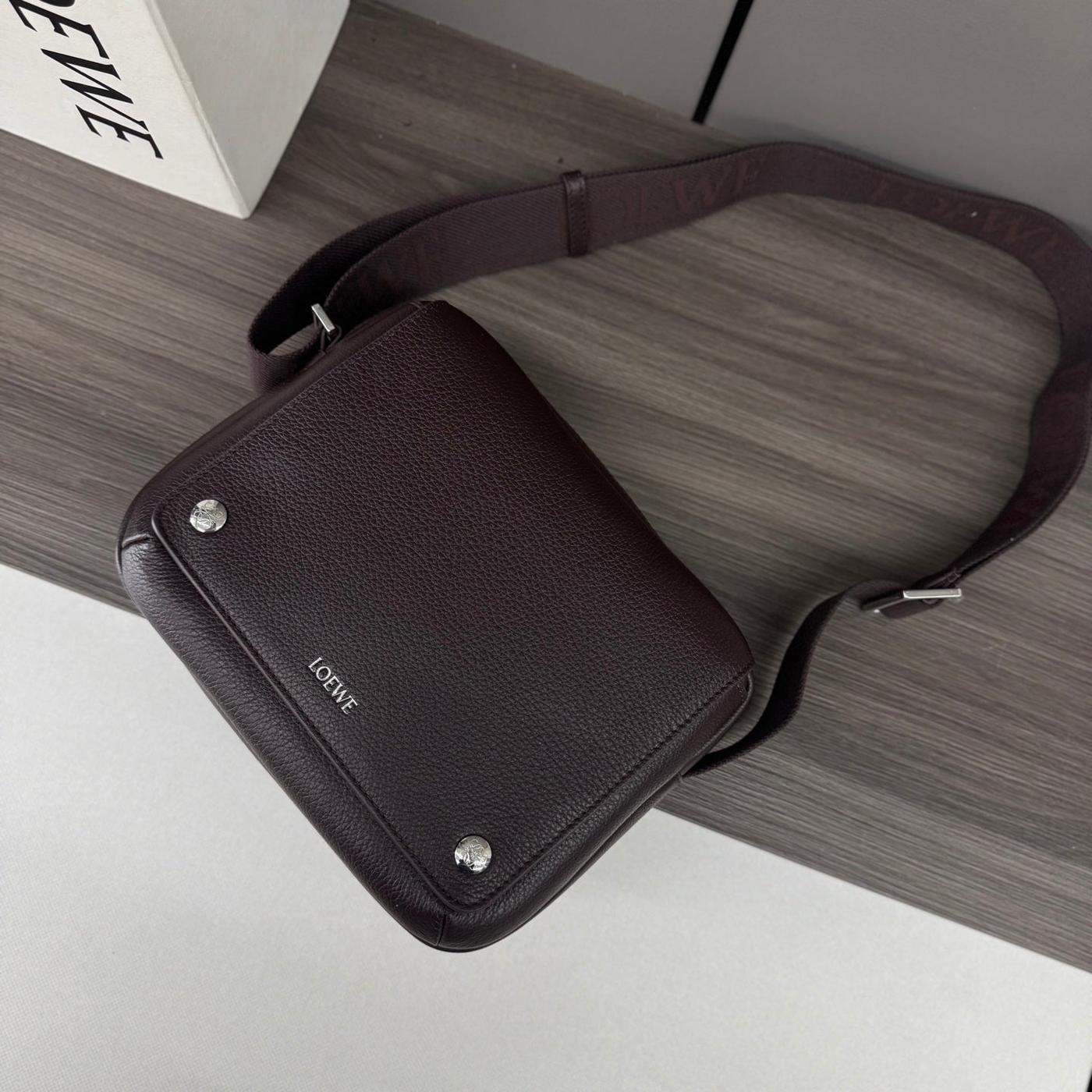 Loewe Messenger Bags 23 Dark Reddish Brown Cowhide - Image 4