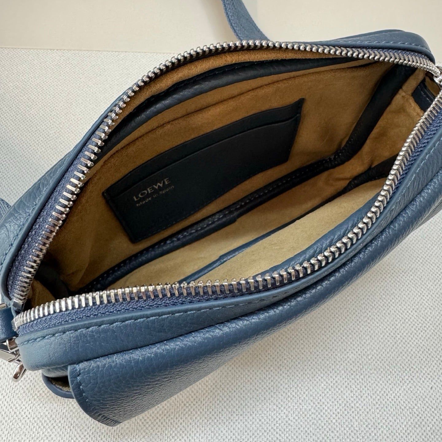 Loewe 2025 Small Pebble Messenger Bag Indigo Blue Grained Calfskin 274589 - Image 7