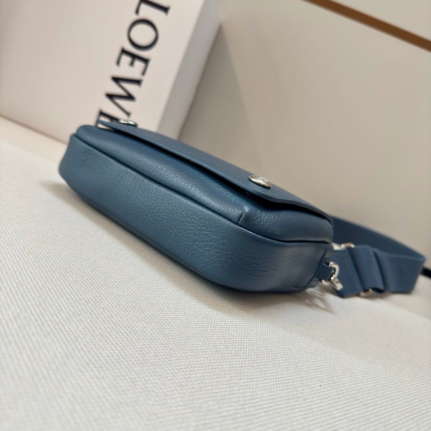 Loewe 2025 Small Pebble Messenger Bag Indigo Blue Grained Calfskin 274589 - Image 5