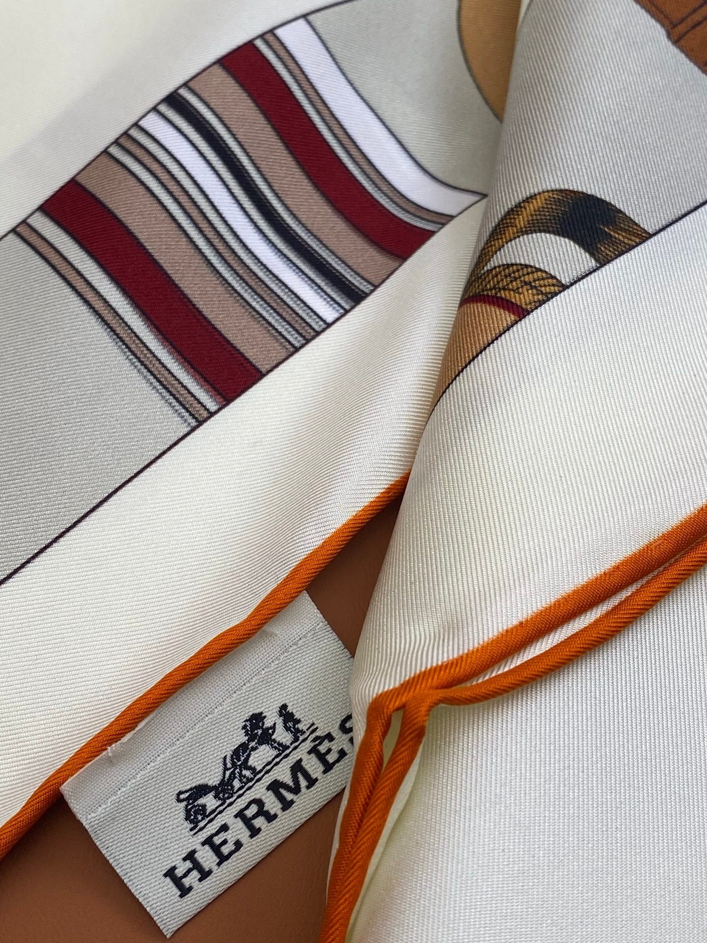 Hermès Silk Geometric Scarf - Image 5