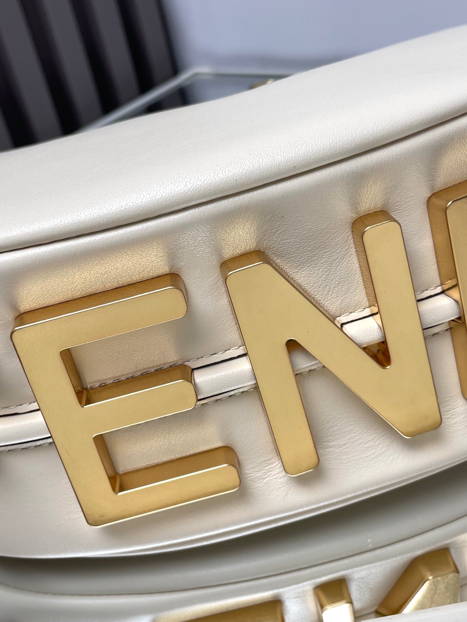Fendi Fendigraphy Medium White Lambskin - Image 8