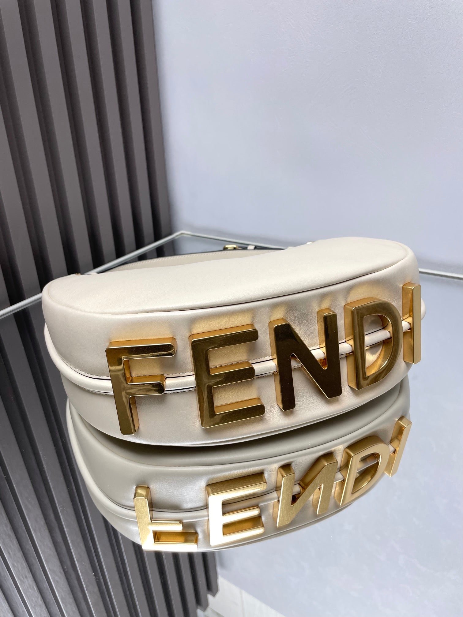 Fendi Fendigraphy Medium White Lambskin - Image 3