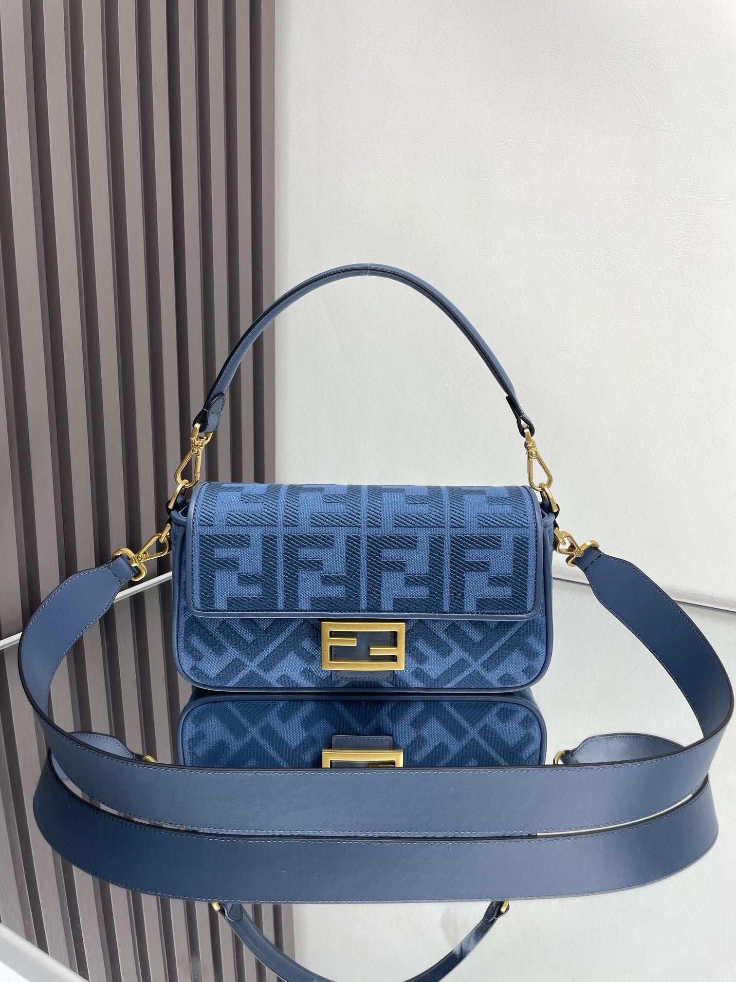 Fendi Baguette 27 Blue Embroidery