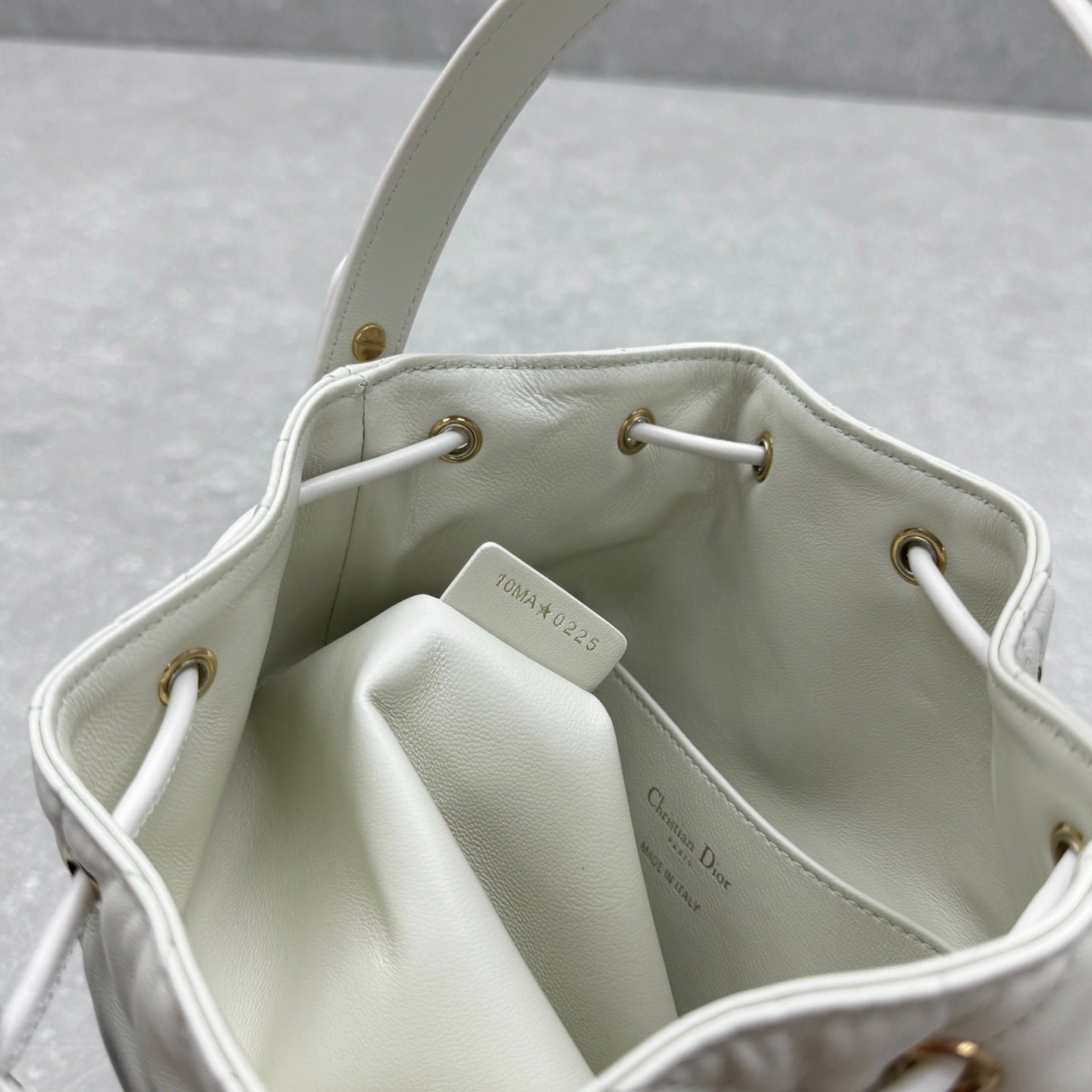 Dior Coconut Bucket Bag 25cm White Lambskin - Image 9