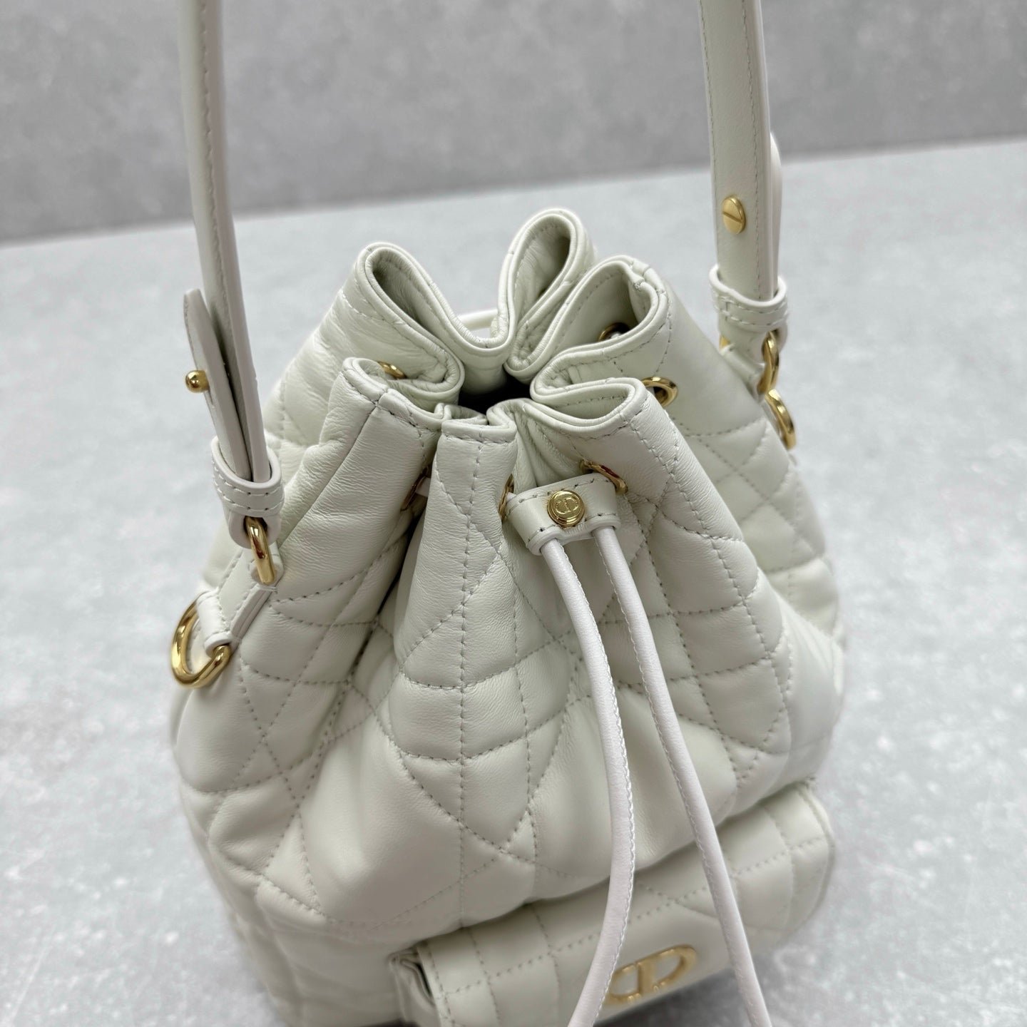 Dior Coconut Bucket Bag 25cm White Lambskin - Image 8