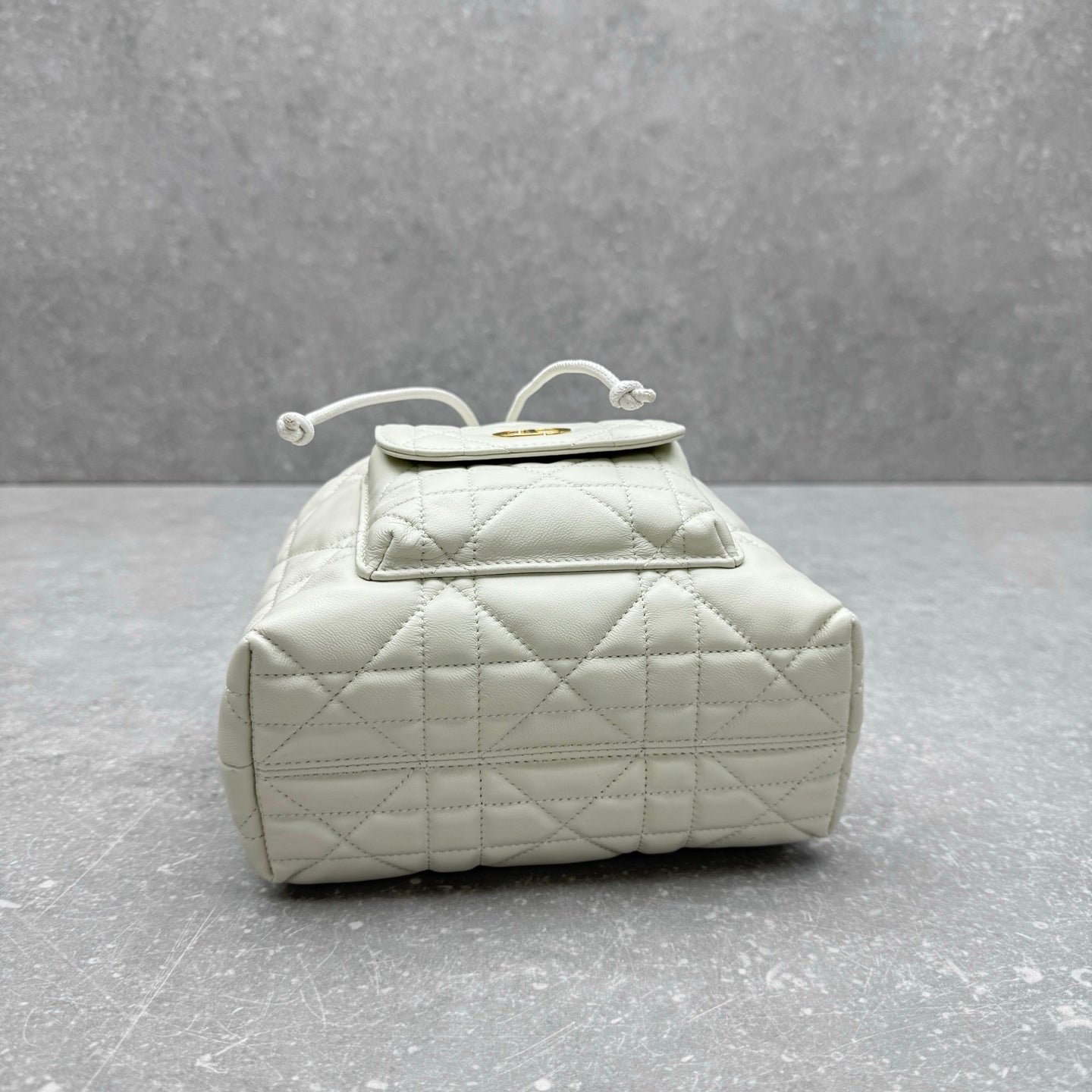 Dior Coconut Bucket Bag 25cm White Lambskin - Image 6