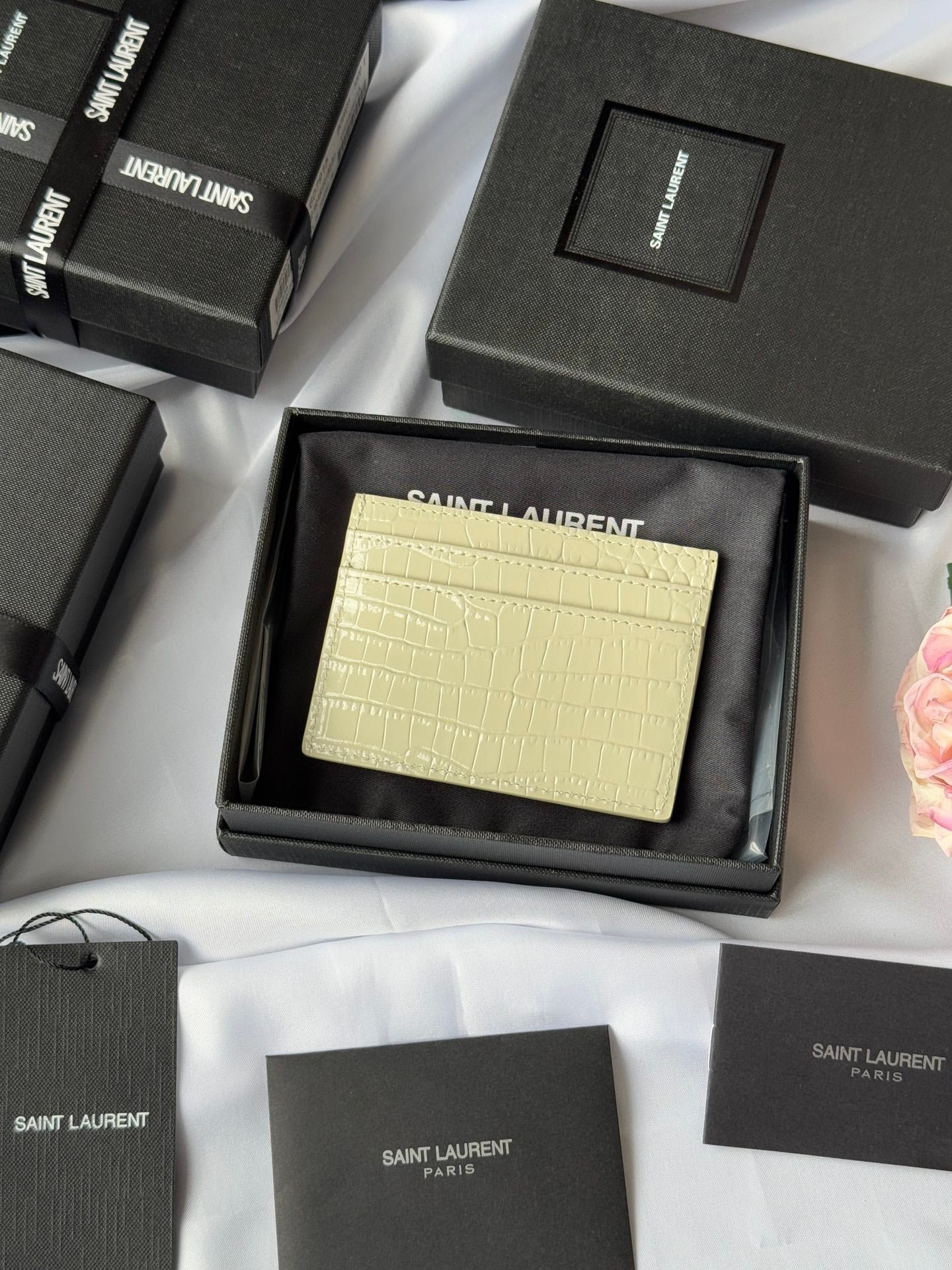 YSL Cream Croc-Embossed Leather Card Holder - Image 3