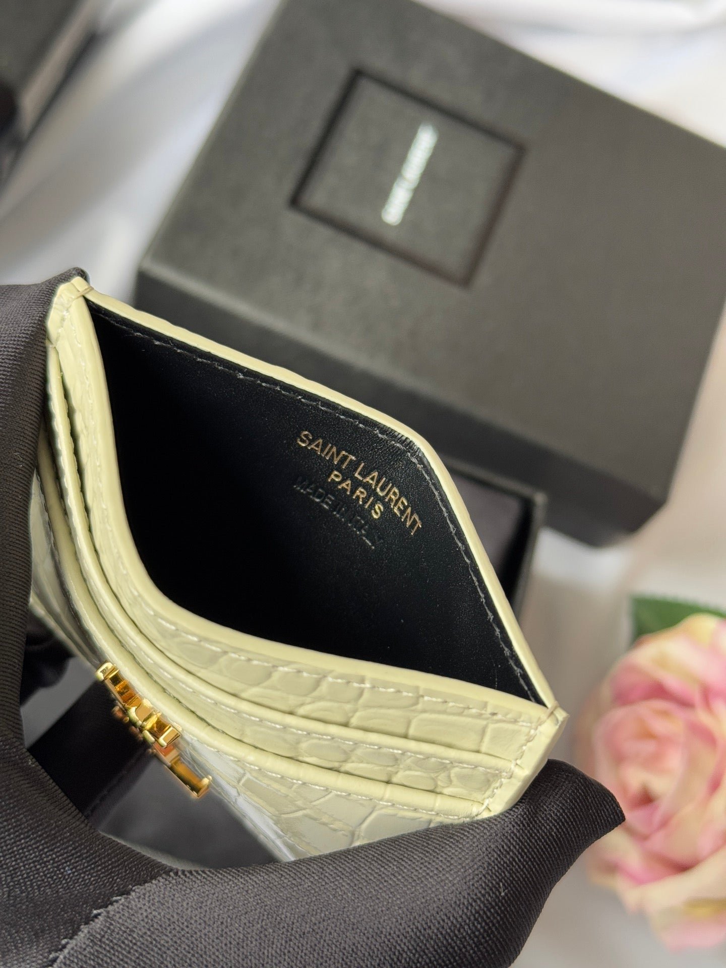 YSL Cream Croc-Embossed Leather Card Holder - Image 5
