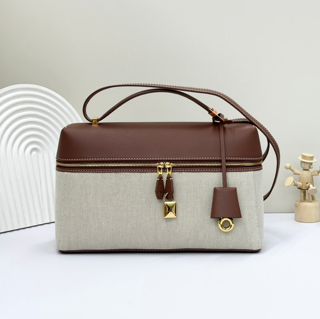 Loro Piana Extra Woven Linen Bag