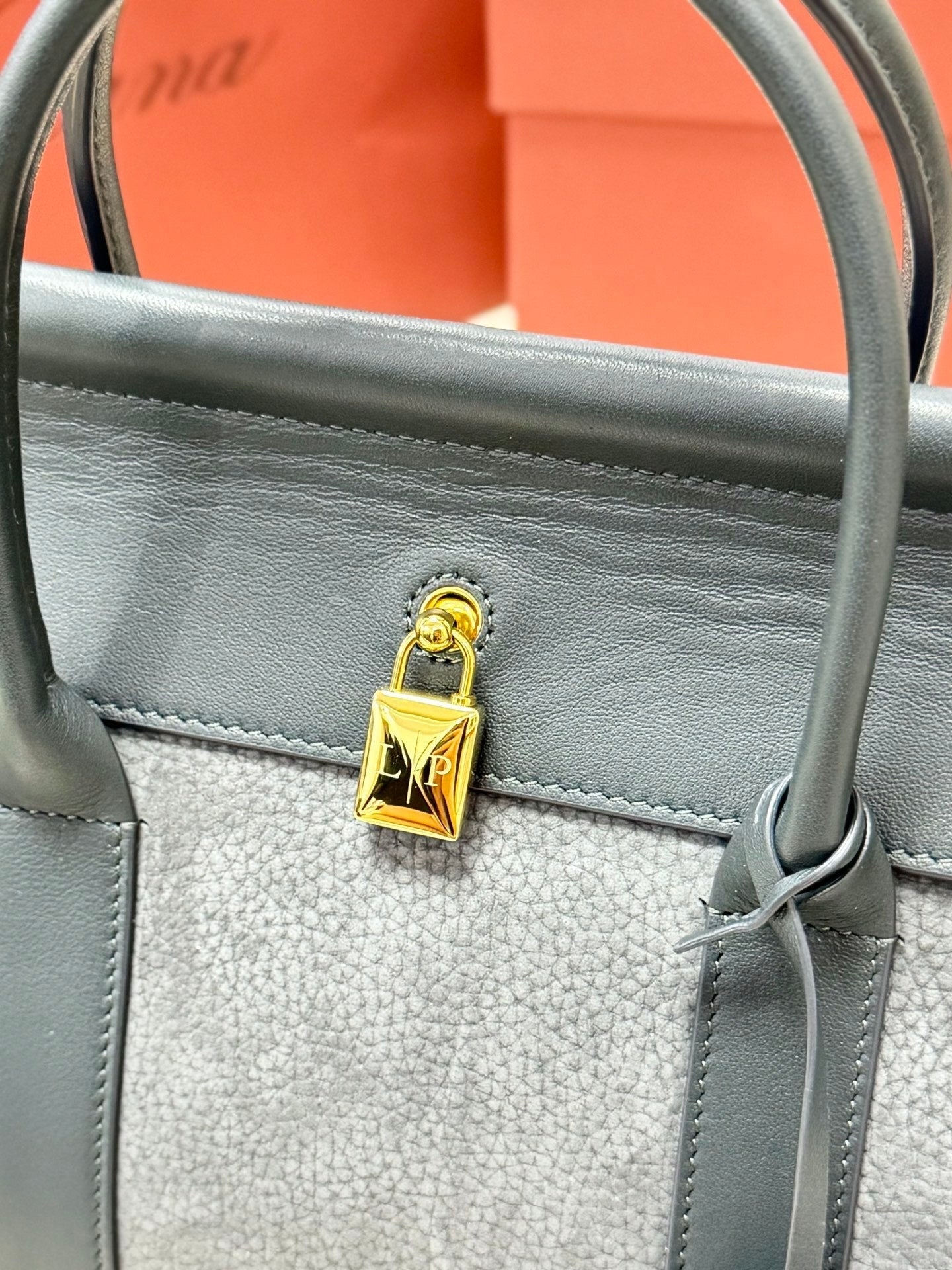 Loro Piana Sesia Grey Suede Purse - Image 7