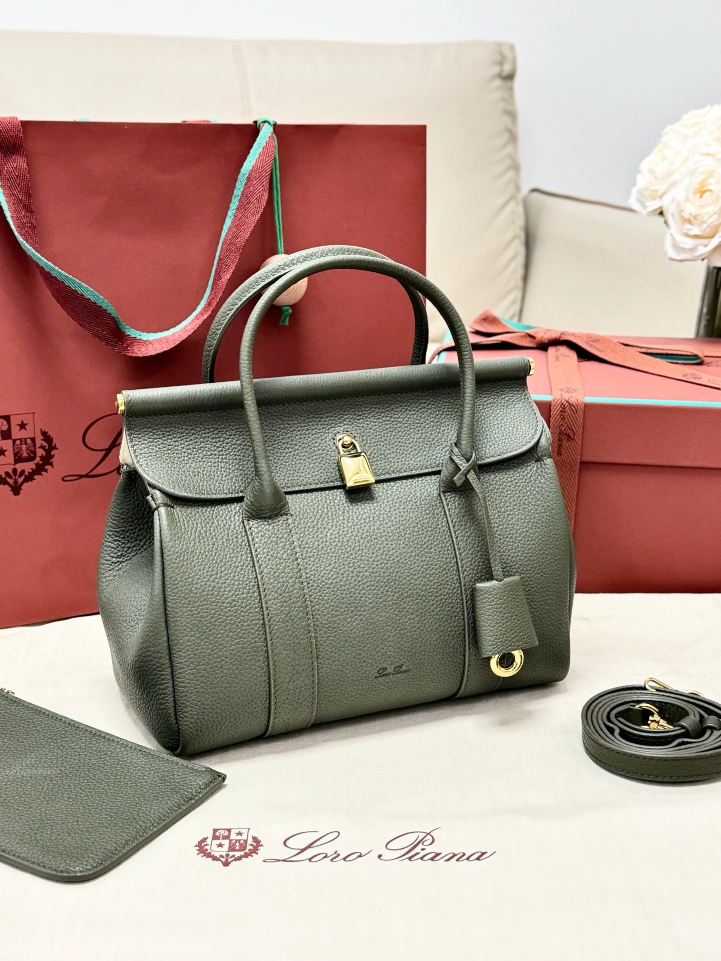 Loro Piana Sesia Olive Grain Tote - Image 7
