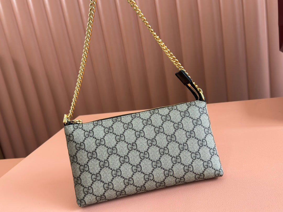 GUCCI GG Zip Chain Crossbody Bag - Image 3