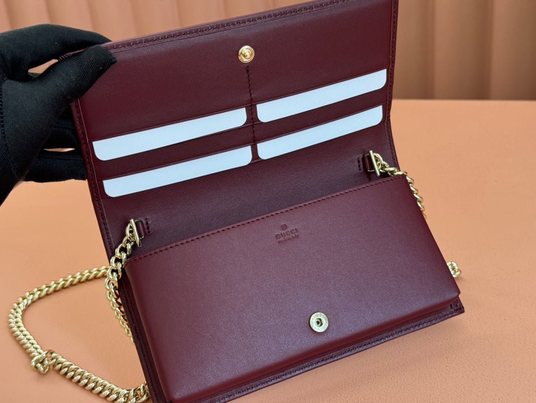 GUCCI Burgundy Horsebit Chain Wallet - Image 9