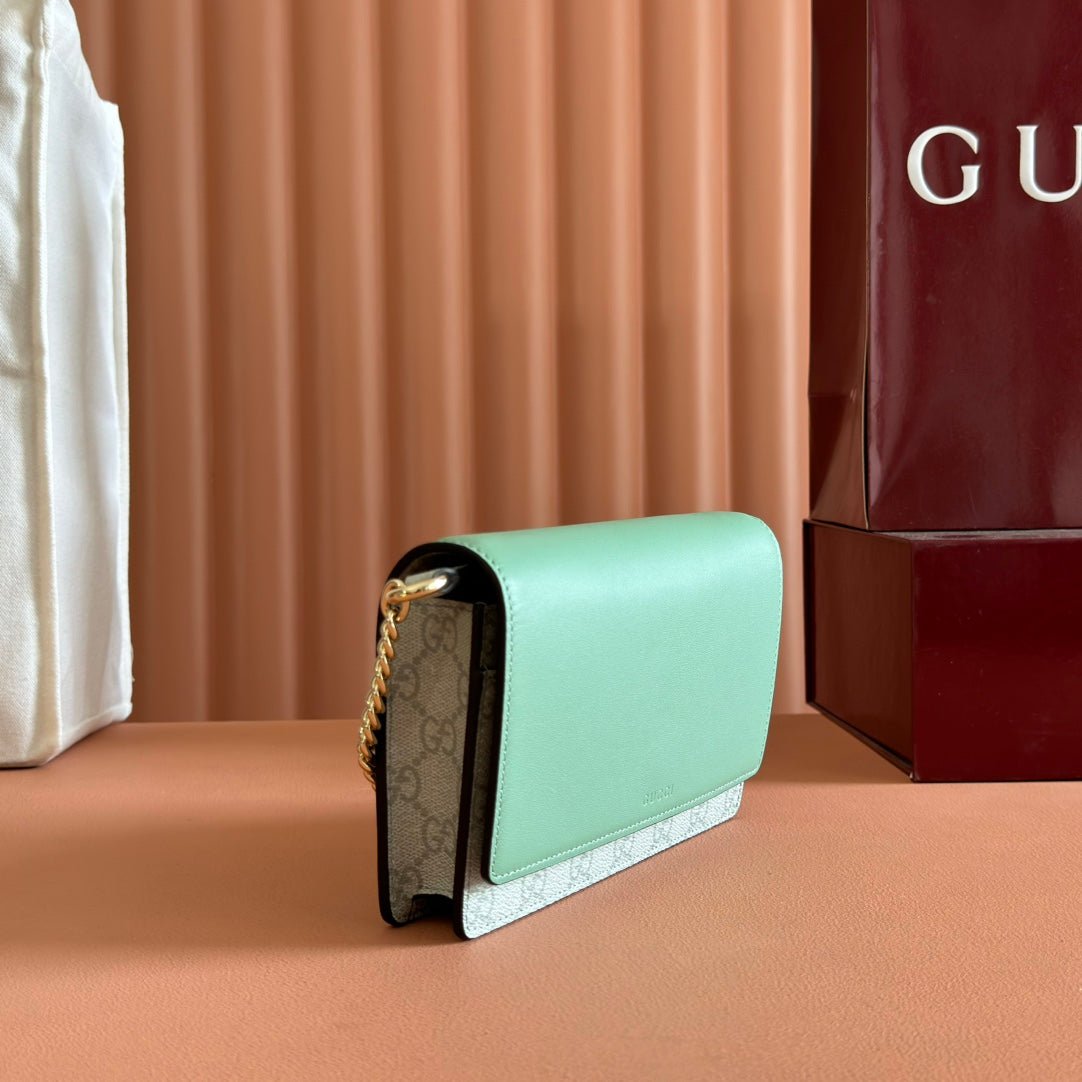 Alternative view of GUCCI EMBLEM WALLET ON CHAIN 20 IN SAGE GREEN SMOOTH CALFSKIN