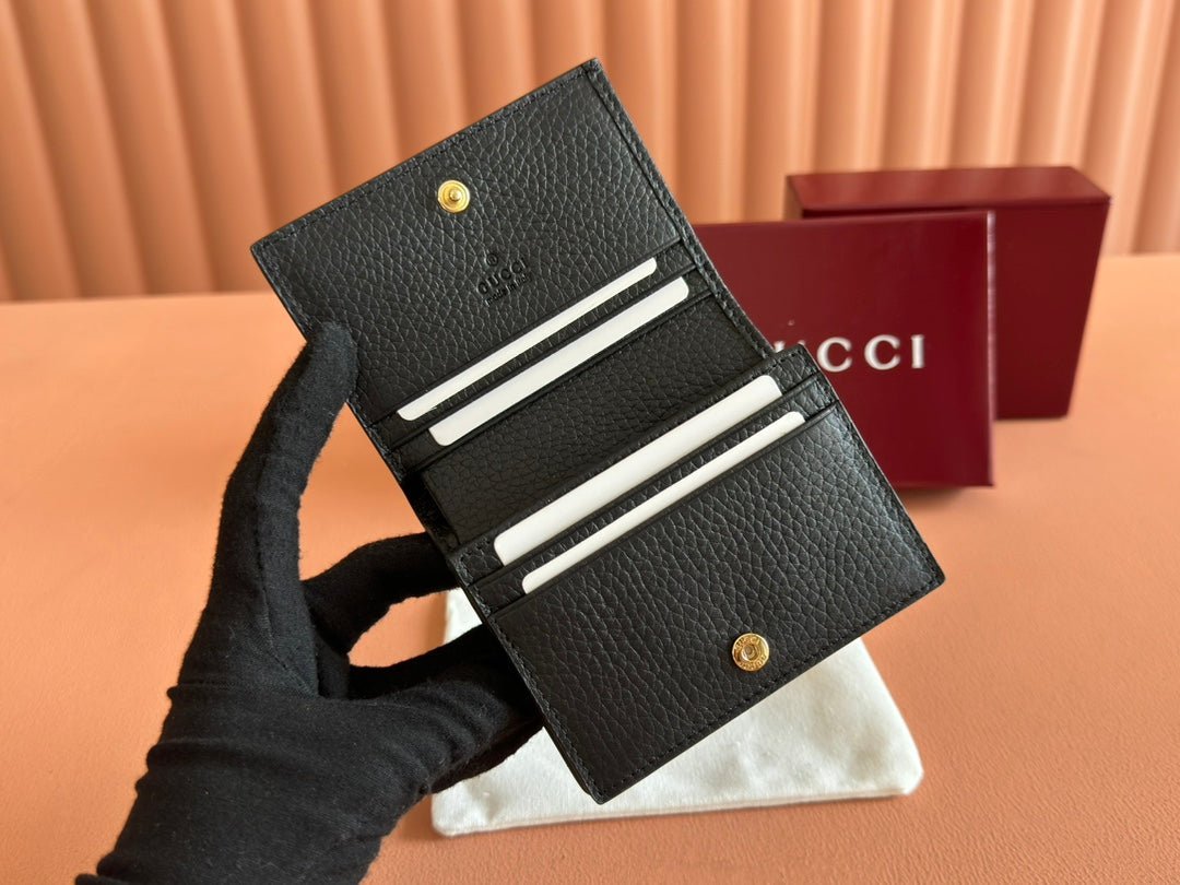 GUCCI Black GG Embossed Bifold Wallet - Image 9