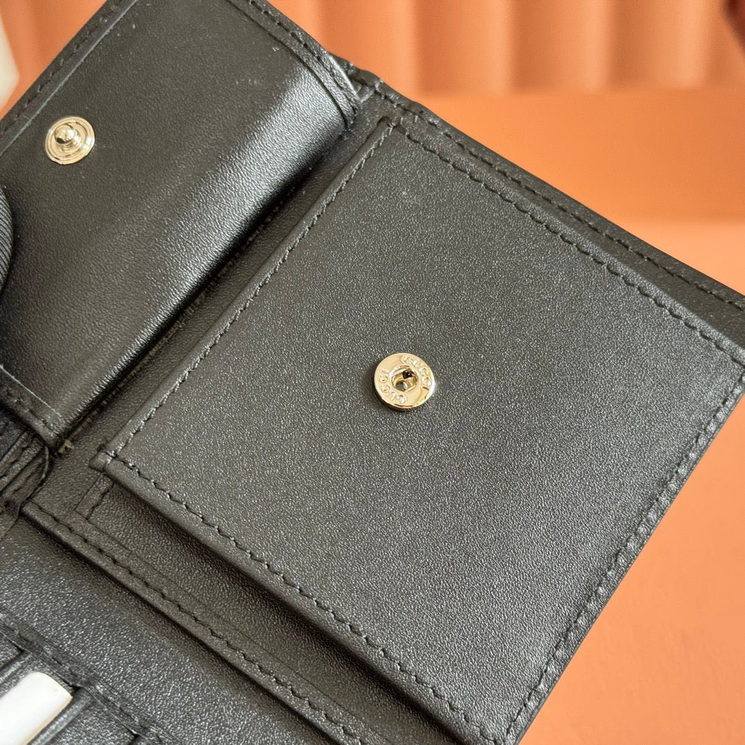 GUCCI Burgundy GG Small Wallet - Image 4