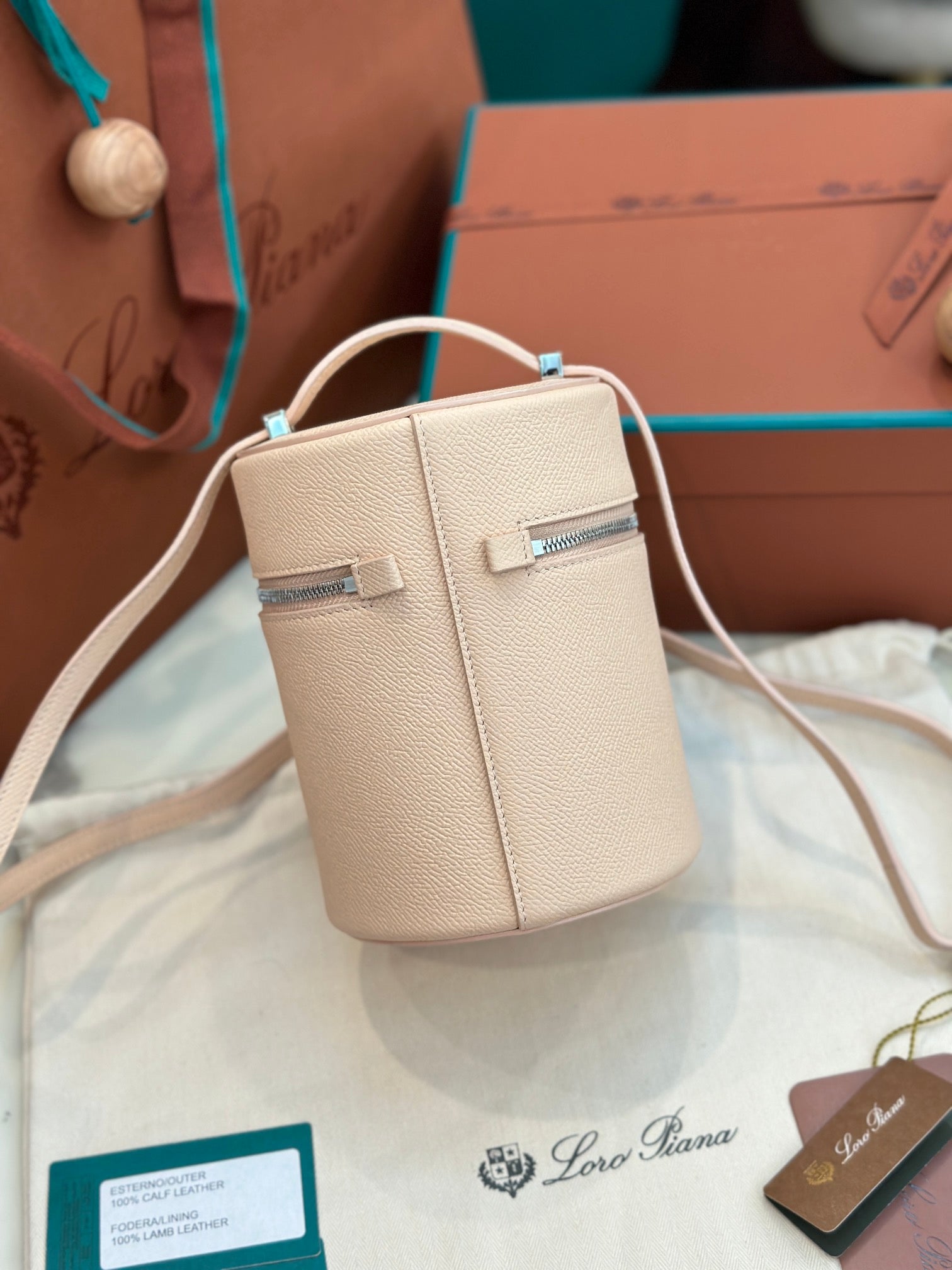 Alternative view of Loro Piana Extra Case 16 Light Pink