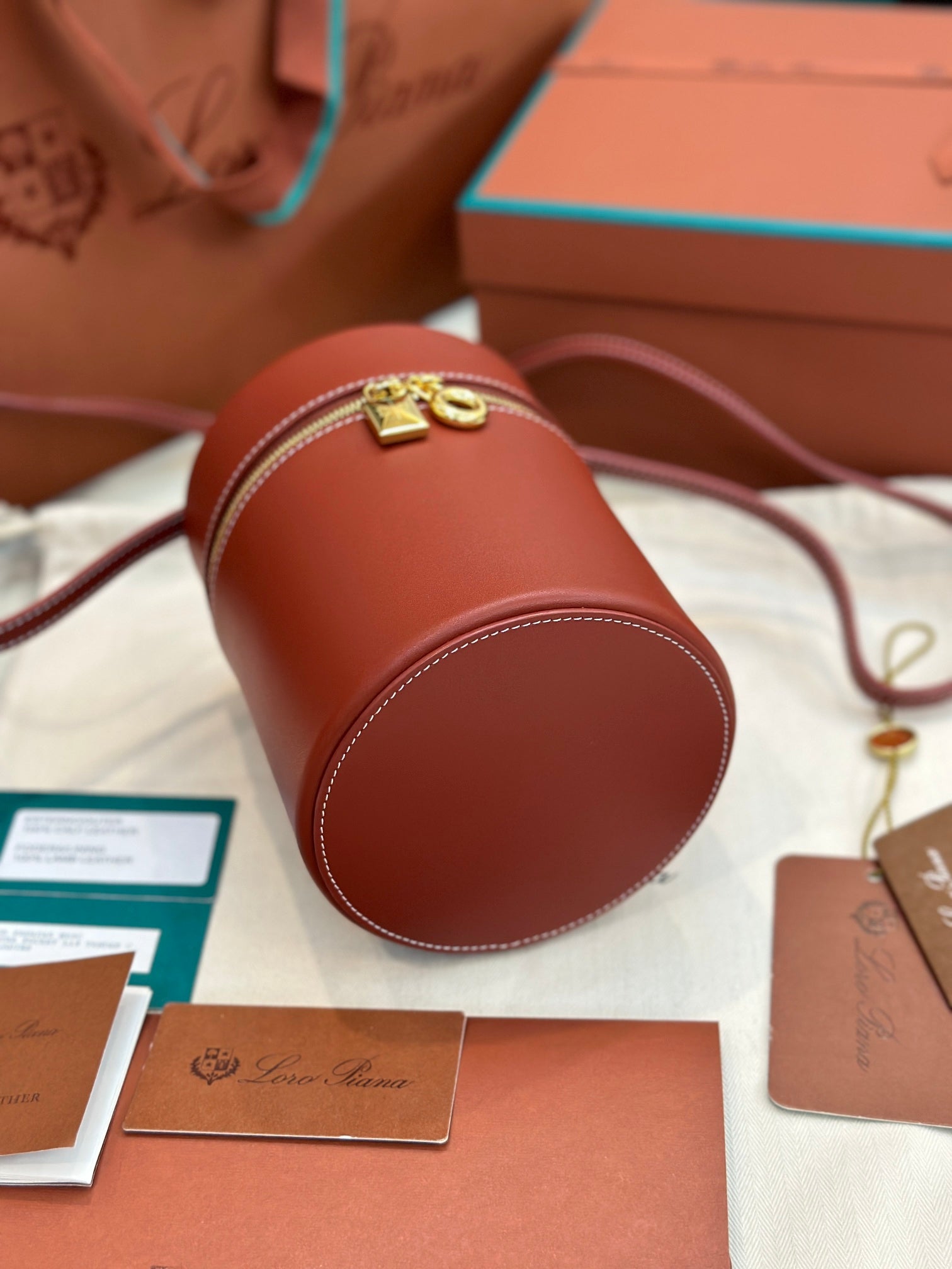 Alternative view of EXTRA CASE MEDIUM 16 BAG IN MARS RED SMOOTH CALFSKIN WITH GOLD HARDWARE