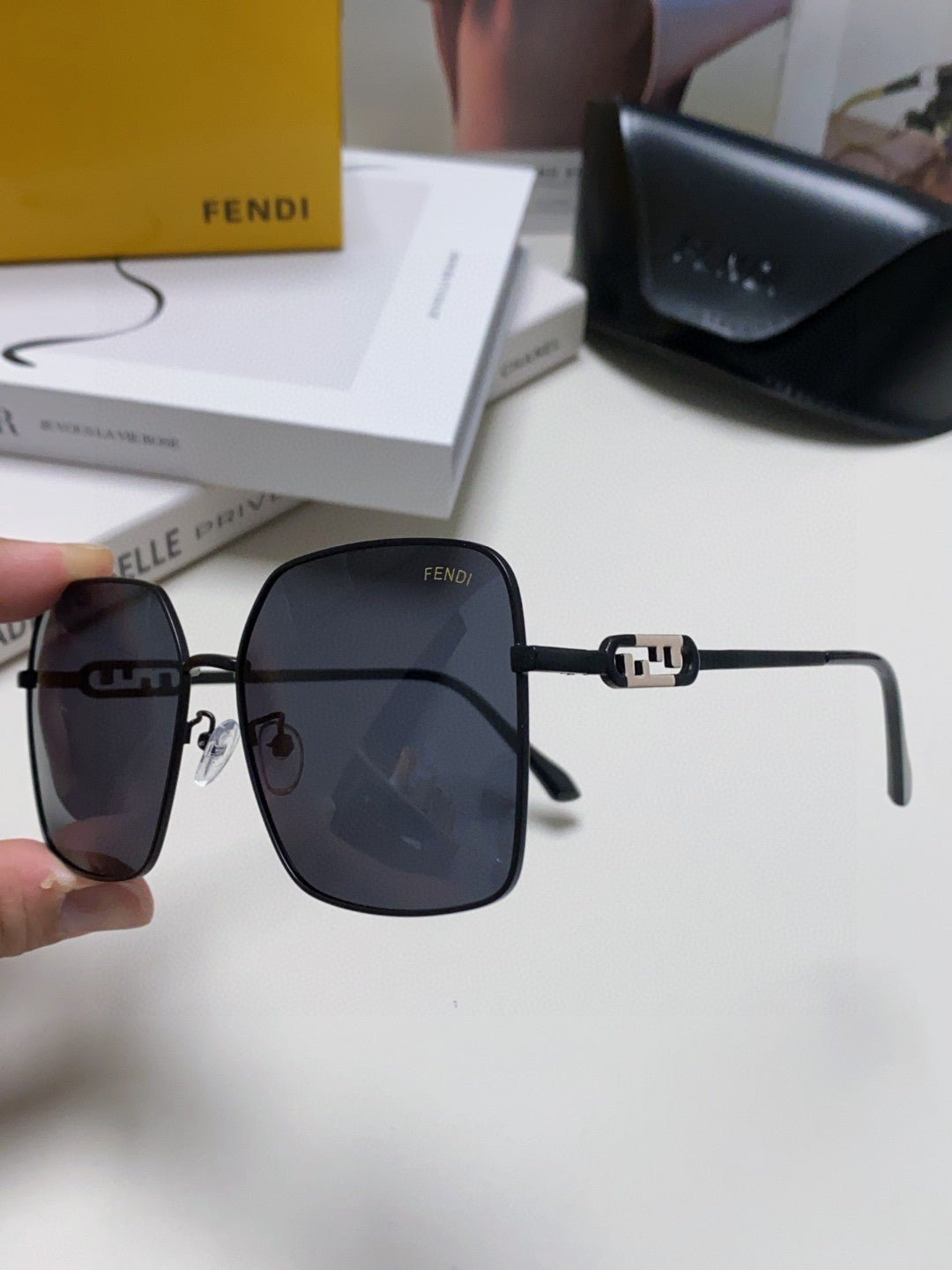 FENDI Large Frame Metal Bridge Sunglasses - Image 9
