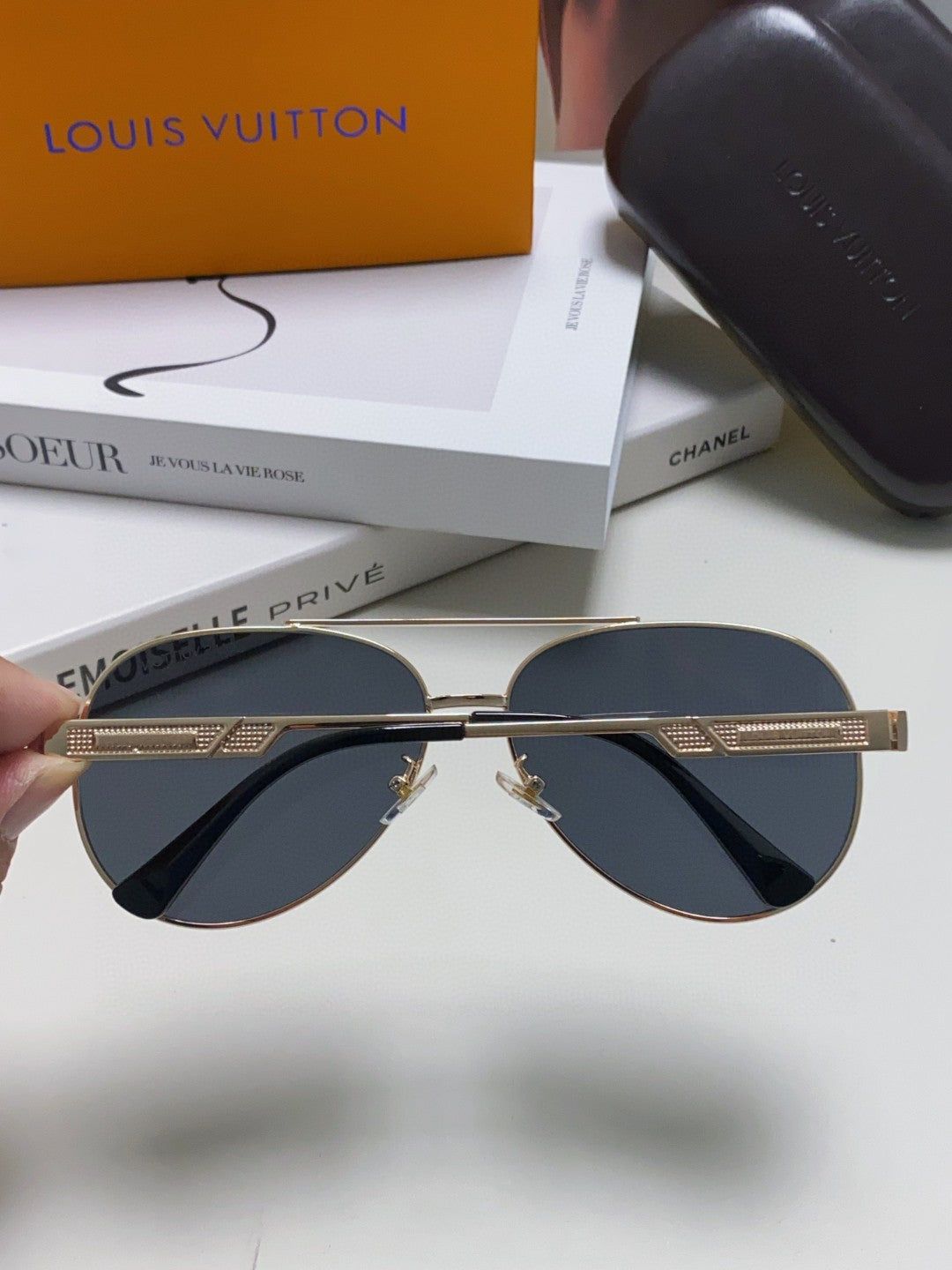 LV Gold Alloy Double Bridge Pilot Sunglasses - Image 2