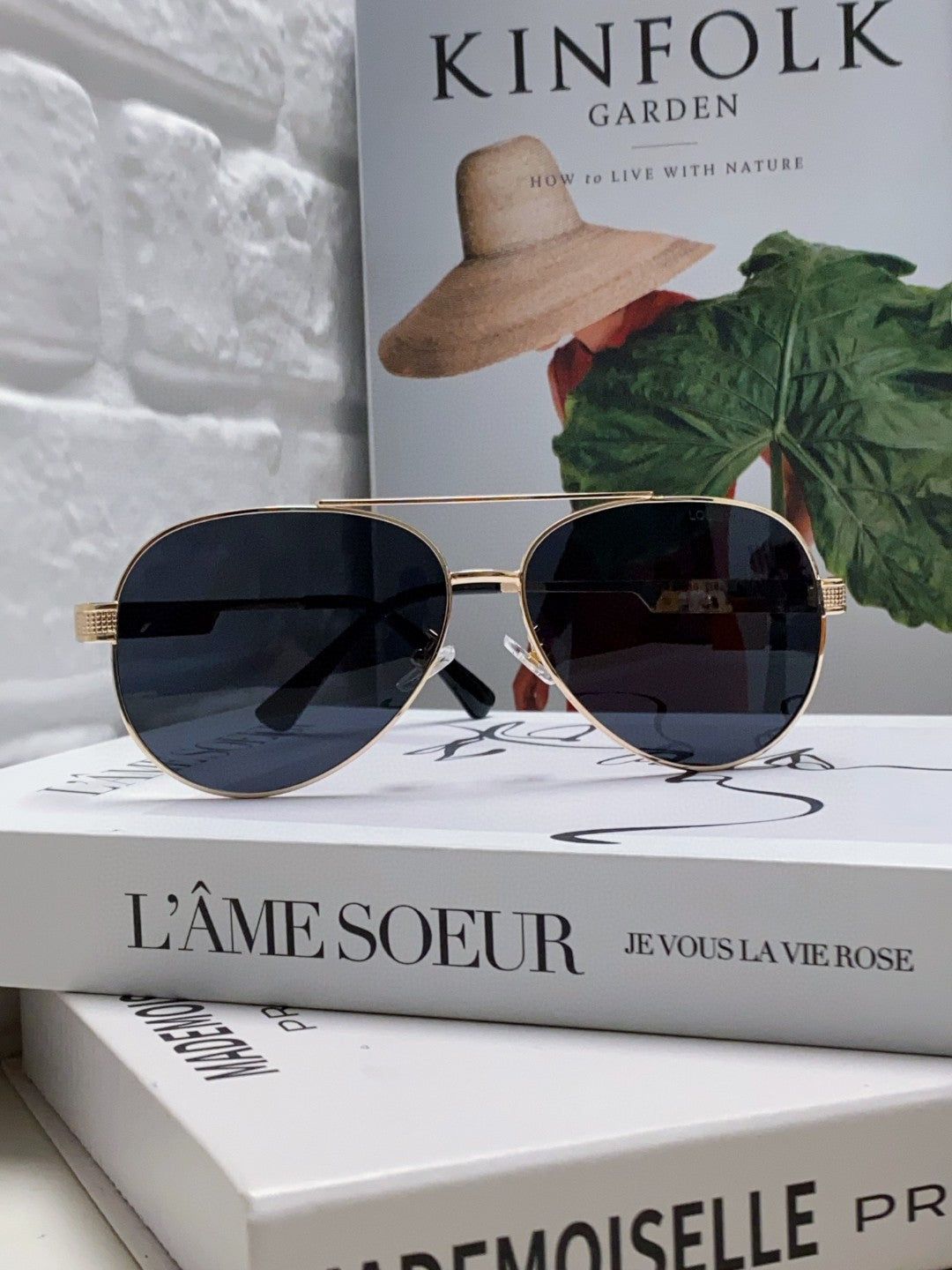 LV Gold Alloy Double Bridge Pilot Sunglasses - Image 5