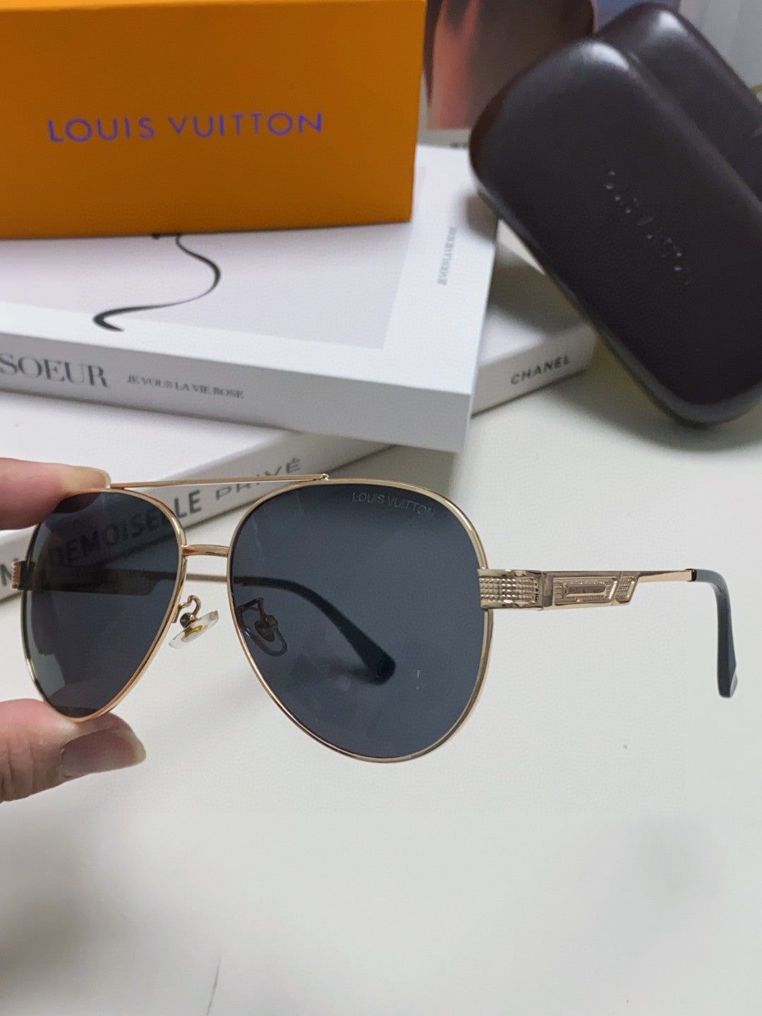 LV Gold Alloy Double Bridge Pilot Sunglasses - Image 6