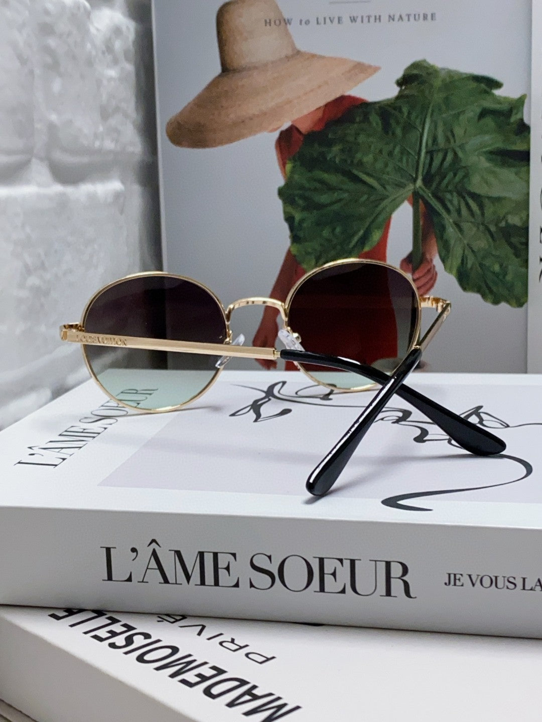 LV Gold Gradient Round Sunglasses - Image 3