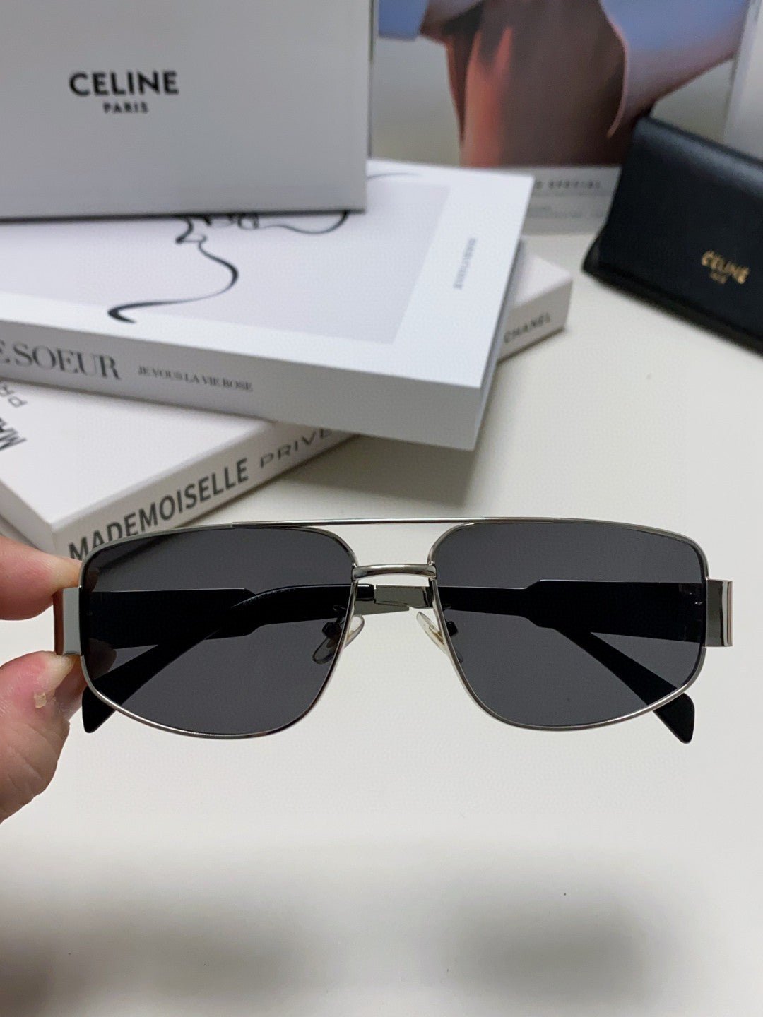 TRIOMPHE SUNGLASS 512999 IN SILVER METAL BLACK LENSES - Image 5