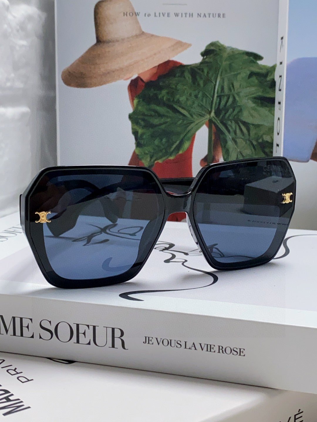 Alternative view of TRIOMPHE SUNGLASSES 552772 IN BLACK ACETATE