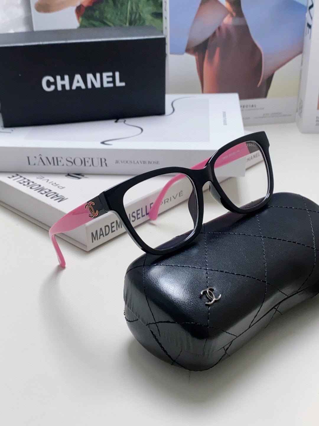 Alternative view of CHANEL SQUARE SUNGLASSES 632888 IN BLACK AND PINK ACETATE